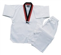 7.5 oz Rood / Zwart middengewicht Tae Kwon Do Sets